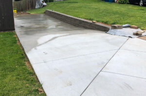 Finished Retaining Wall - Greener-Designs-Lawn-&-Landscape-Construction-31