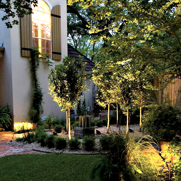 Outdoor-Lighting-Services-Greener-Designs-Landscaping-St.-Charles-MO